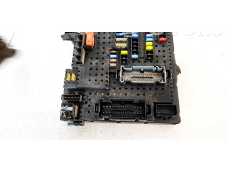 Блок предохранителей  30728273, 28017881   Volvo V70    