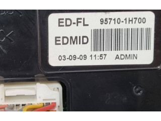 Дисплей    95710-1H700   KIA Ceed