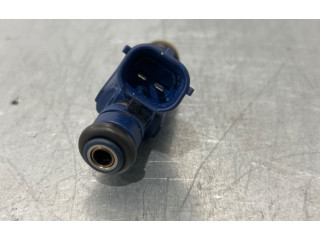 Vstřikovač 353102B000, 35310-2B000 KIA Venga G4FA