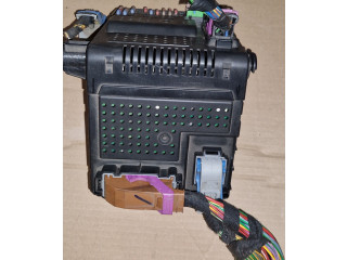 Блок предохранителей 30728356   Volvo V70    