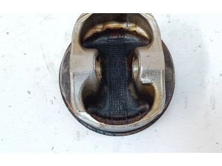 Píst Subaru Outback (BT)