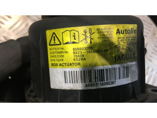 Надувная подушка для пешеходов