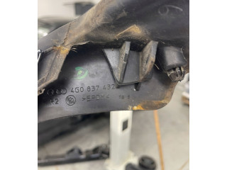 Уплотнительная резина (у стекла)    Audi A6 S6 C7 4G      