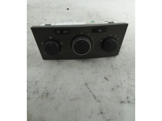 Блок управления климат-контролем 13201300 Vauxhall Astra H