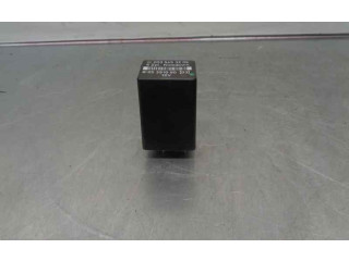 Pojistková skříňka 0035453205, 0539109003 Mercedes-Benz C W202 1995