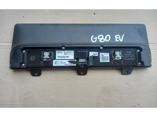 Дисплей       Genesis G80