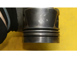 Píst    Audi A8 S8 D4 4H     