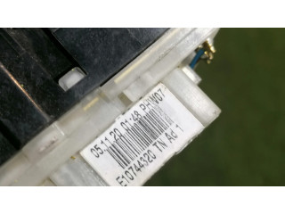 Ручка стеклоочистителей