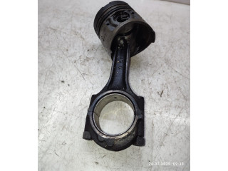 Поршень с шатуном 4D56 Mitsubishi L200