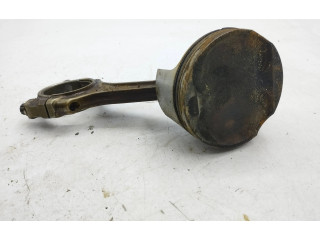  Поршень с шатуном    Maserati Quattroporte  