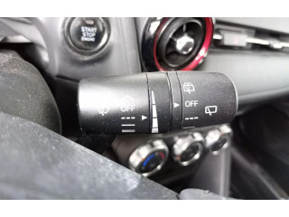 Ручка стеклоочистителей DA6A66128 Mazda CX-3