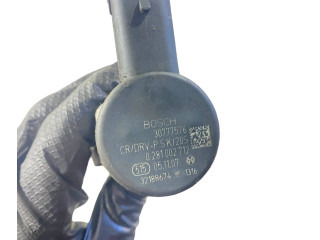 Топливная рампа 044215023, 0281002712   Volvo XC90  