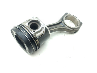 Поршень с шатуном 204DT Land Rover Discovery Sport