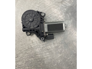 Zámek zadních dveří Audi A8 S8 D4 4H 2010