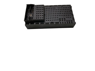 Блок предохранителей  08696040   Volvo V70    