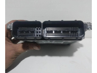 Блок управления двигателем Блок управления 31336983   Volvo S80