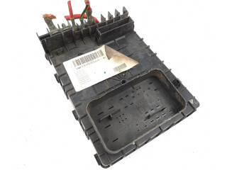 Pojistková skříňka 017181301, 0-1718130-1 Volkswagen Caddy 1995