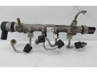 Топливная рампа 04L089B   Audi A3 S3 A3 Sportback 8P  