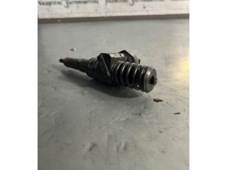 Vstřikovač 038130073AG   Volkswagen Caddy     