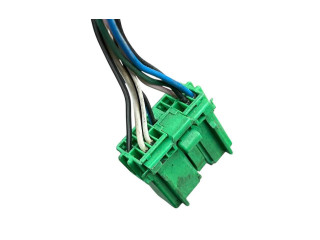 Зеркало электрическое        Volvo V70  2005 - 2008 года   