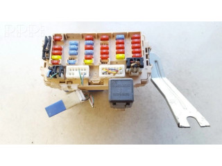 Блок предохранителей  2434666R00   Nissan X-Trail T30    