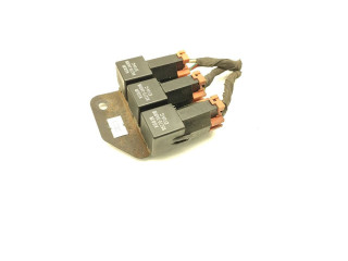 Блок предохранителей  95270-3A005   KIA Rio    