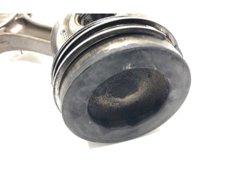  Поршень с шатуном  CFG  Skoda Superb B6 (3T)  