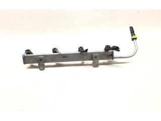 Топливная рампа KME340C1465A412 Mitsubishi Outlander