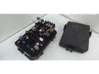 Блок предохранителей 39107278 Vauxhall Astra K