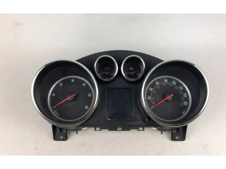 Панель приборов 13338432 Vauxhall Astra H