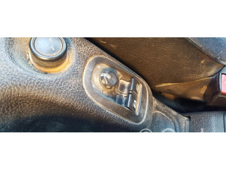 Zpětné zrcátko Peugeot 206+