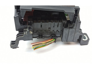 Блок предохранителей  A2465451340, A2465400040   Mercedes-Benz A W176    