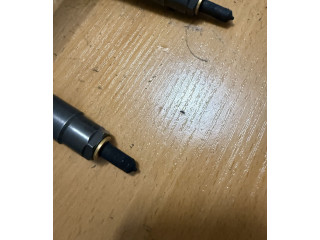 Vstřikovač 28489548, 25195089 Opel Antara