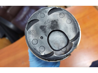 Píst MR16 Nissan Juke I F15