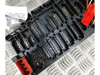 Блок предохранителей 357937039 Volkswagen Corrado