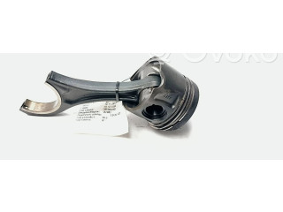  Поршень    Mitsubishi Montero  