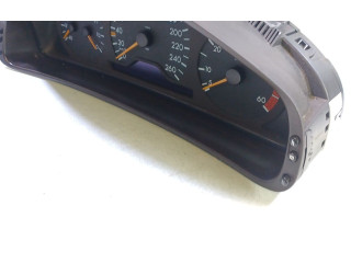 Панель приборов    Mercedes-Benz E W210       