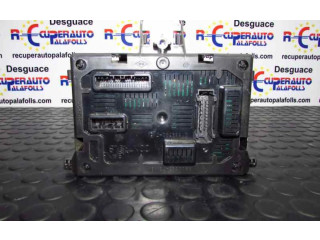 Блок комфорта 8201054128   Renault Clio III   