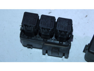 Pojistková skříňka 64200049 Nissan X-Trail T32 2016