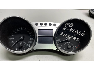 Přístrojová deska Mercedes-Benz R W251 2006 A2515400448, A2C533118457