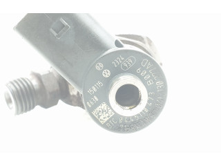 Форсунка 04L130277AD, 04L130277AC Audi Q3 8U