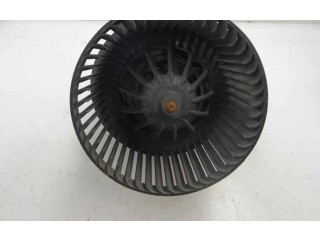 Вентилятор печки       Dacia Duster