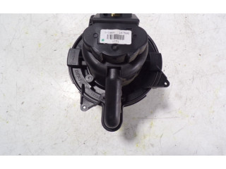 Вентилятор печки    272107379R   Dacia Sandero