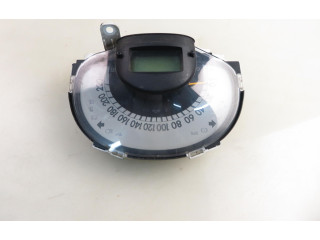 Панель приборов Daihatsu Sirion