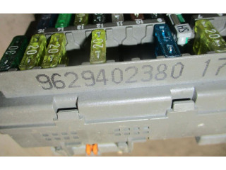 Блок предохранителей 9629402380, 9629402380 Peugeot 306