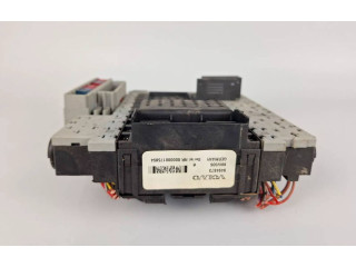 Блок предохранителей  9494673, 99W035   Volvo S80    