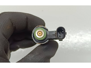 Vstřikovač 04E133036A Volkswagen PASSAT B7 cdg