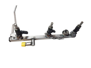 Vstřikovací lišta A2720700995 Mercedes-Benz C W204