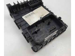   Pojistková skříňka 3C0937125A   Volkswagen Tiguan 2002