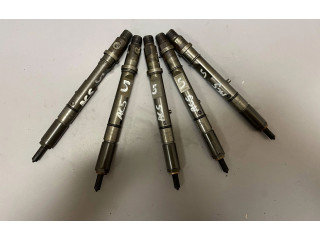 Форсунка 059130201D    Audi A6 S6 C5 4B   